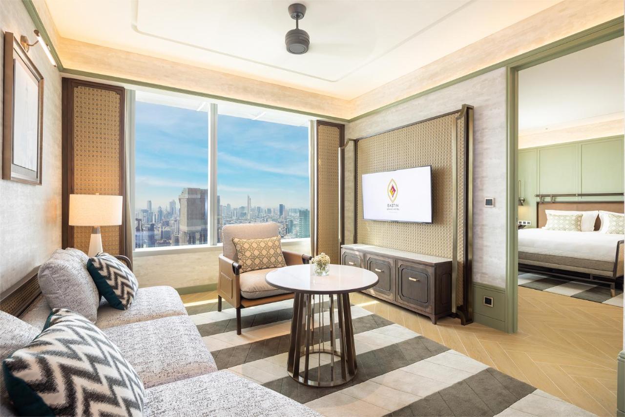 Eastin Grand Hotel Phayathai 방콕 외부 사진 A suite at the hotel