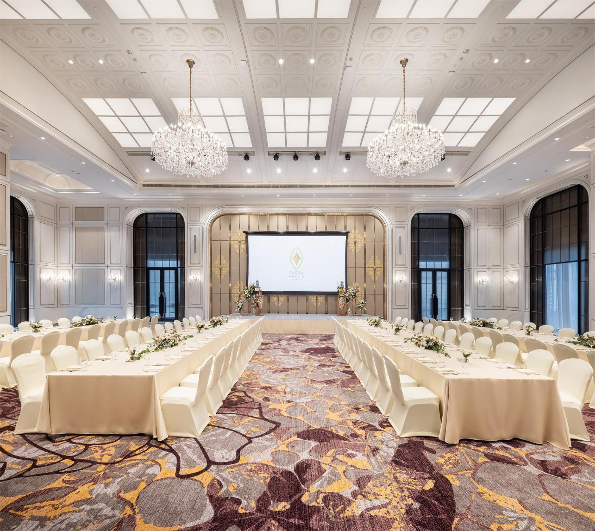 Eastin Grand Hotel Phayathai 방콕 외부 사진 The ballroom