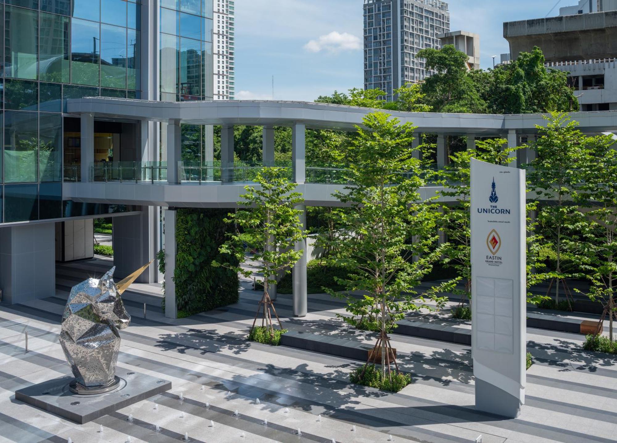 Eastin Grand Hotel Phayathai 방콕 외부 사진 The University of Tokyo